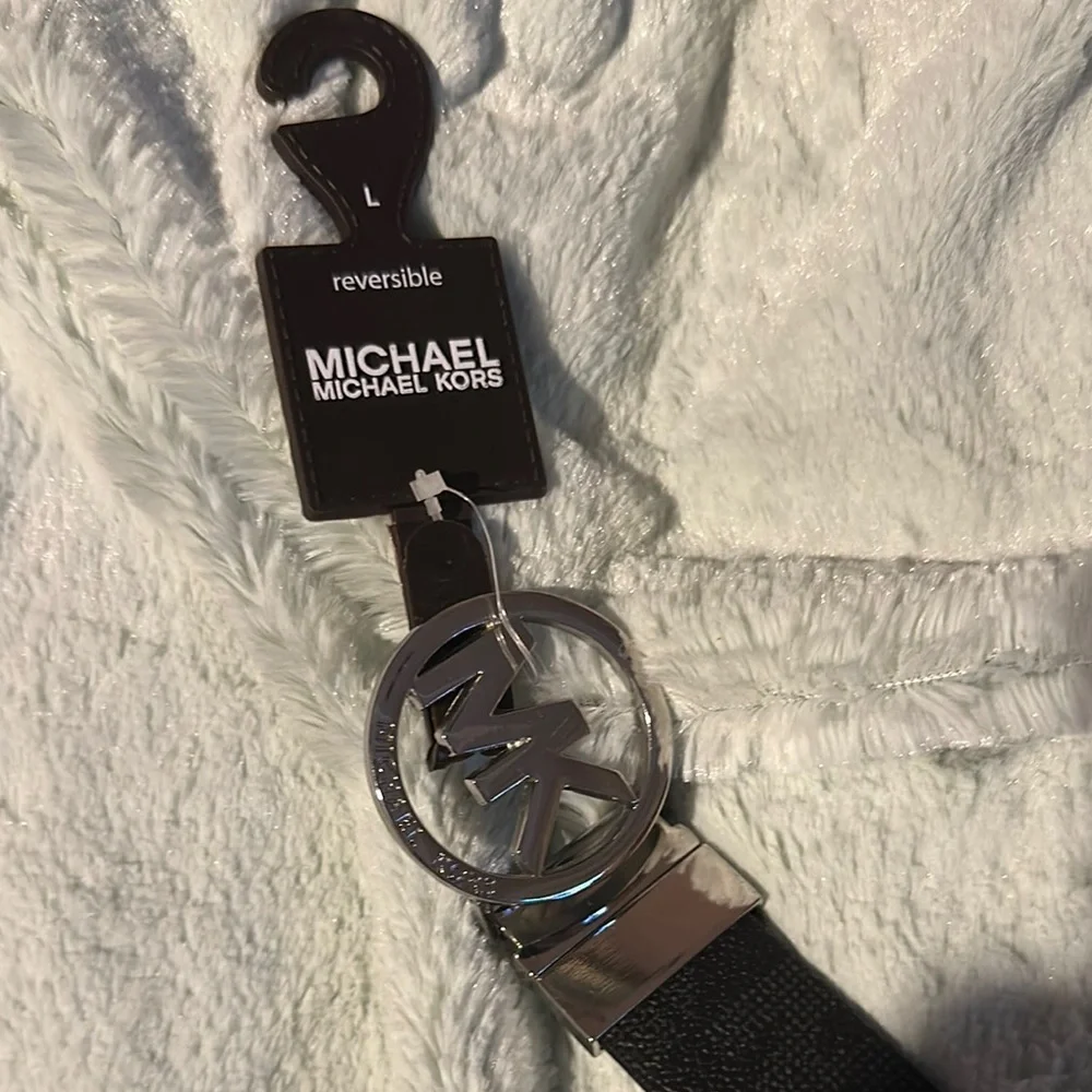 NWT MICHAEL Michael Kors Black Brown Reversible Belt with Silver Buckle